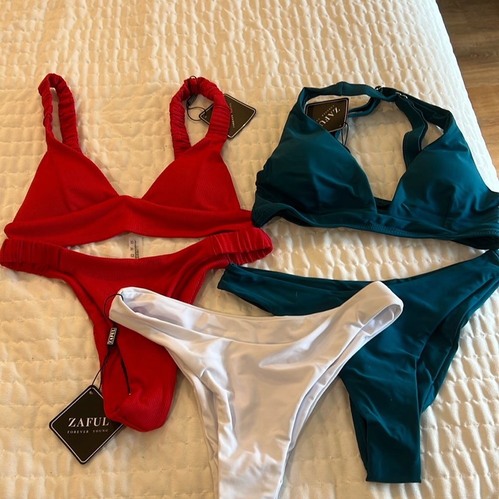 Zaful bikkini  bundle size 4